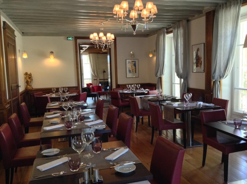 Hostellerie Les Frenes Авиньон Екстериор снимка