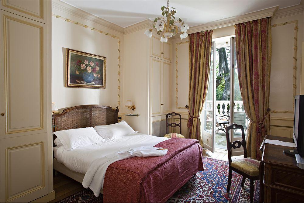 Hostellerie Les Frenes Авиньон Стая снимка